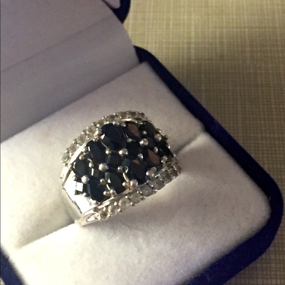 NEW Magnificent sterling silver pearshape blck spinel